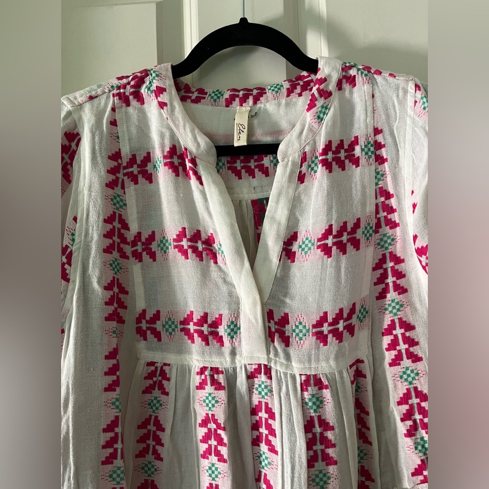 Elan Embroidered tiered body Swing Dress Relaxed Fit
Split neck 3/4th sleeve M - Picture 6 of 7